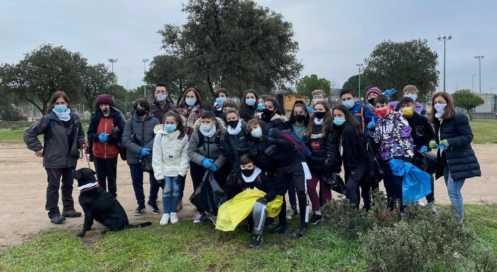 Imagen Una Dehesa Boyal más limpia gracias al alumnado del Torrente Ballester