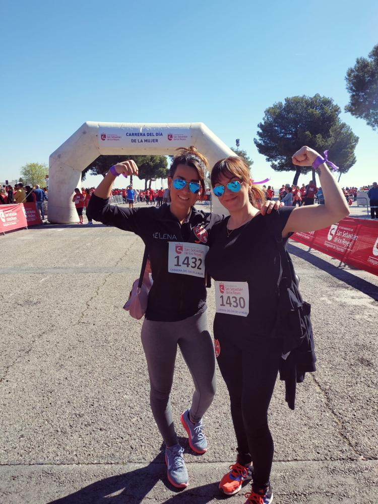 Imagen Mujeres deportistas de ‘Sanse en acción’ (2): Helena de las Heras , presidenta del Club Patín Rollart Sanse y Suvi Mikkonen, vicepresidenta de Hankuk Intl. School, de Taekwondo