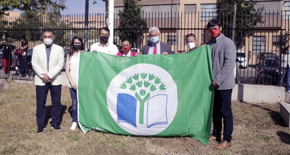 Imagen Cinco ecoescuelas de Sanse renuevan sus banderas verdes en la Semana del Medio Ambiente