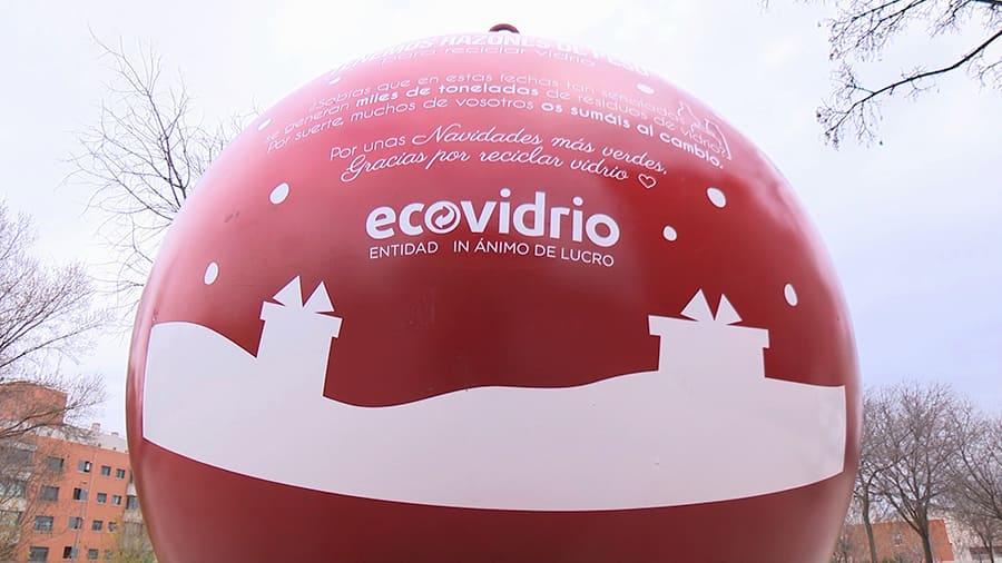 Imagen Ecovidrio y el Ayuntamiento ponen en marcha la campaña “Tenemos Razones de Peso” para promover el reciclaje de envases de vidrio durante la Navidad
