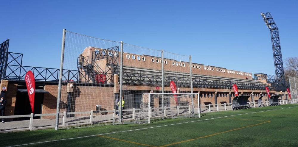 Exterior de la zona remodelada.e atletismo y rugby (1)