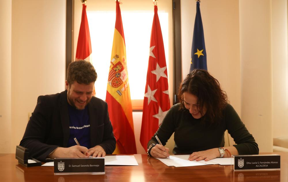 Imagen El Ayuntamiento firma un convenio de colaboración con Recomiend.app para profesionales y autónomos