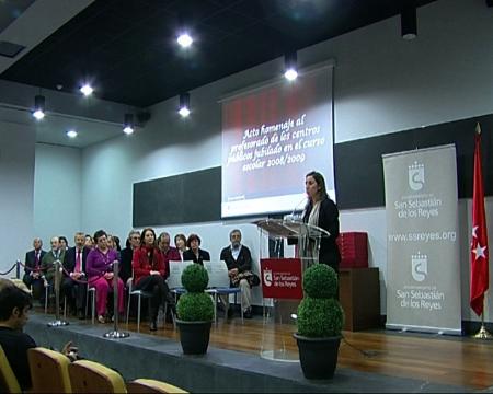 Imagen Homenaje a maestros jubilados