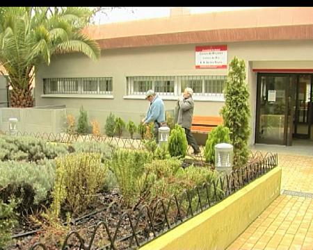 Imagen El Alcalde Visita el Centro de Día para Mayores