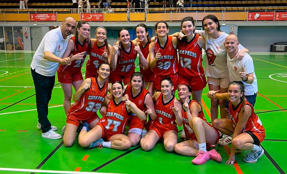 Imagen Medallas de oro, ascensos y nuevas proclamaciones de campeones de los deportistas de nuestra ciudad