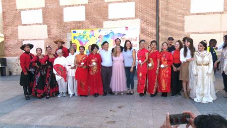 Imagen Diversidad, convivencia, jarana y tradiciones en el ‘Festival de las...