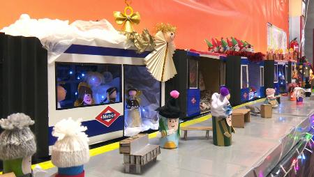 Imagen El belén del V Centenario en el Metro de Madrid causa furor por su...