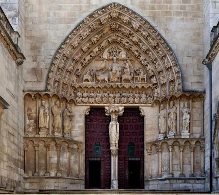Martes del arte. De Burgos a León: las catedrales españolas y el esplendor del gótico