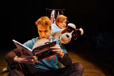 Teatro de cerca. 337 km