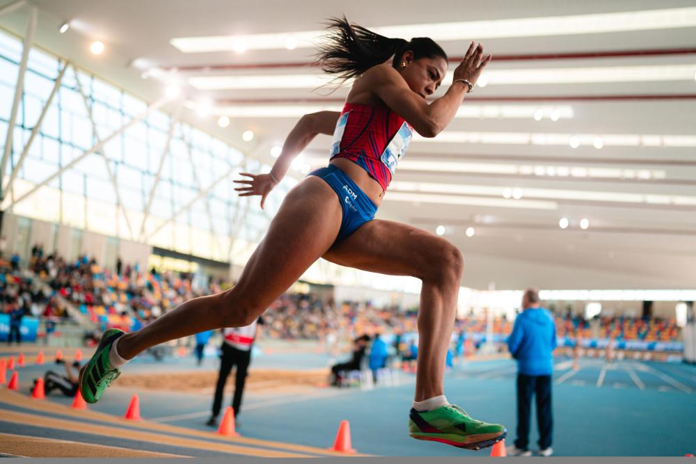 Imagen Naiala Pedro Pérez, campeona de España sub-20 de 200 metros lisos, lleva el nombre de nuestra ciudad a lo más alto