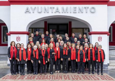 Imagen Cien voces de la Coral de San Sebastián de los Reyes interpretarán grandes himnos de la música clásica en el Adolfo Marsillach