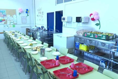 Imagen El Ayuntamiento recibe 1.605 solicitudes para las ayudas de comedor y material escolar del próximo curso escolar